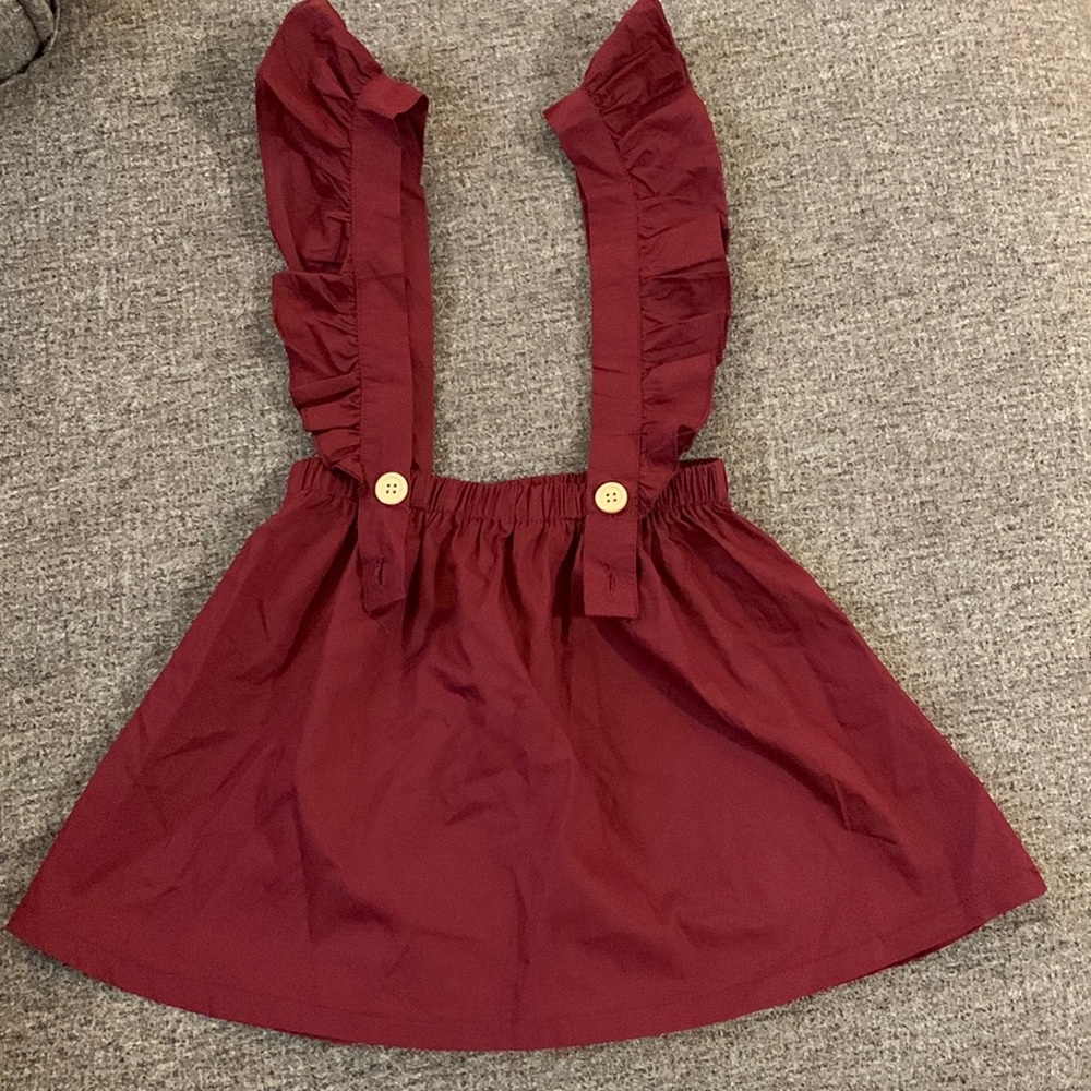 🌺 Girl’s Maroon Jumper overall skirt dress. Size not labeled: approx 4/6.
